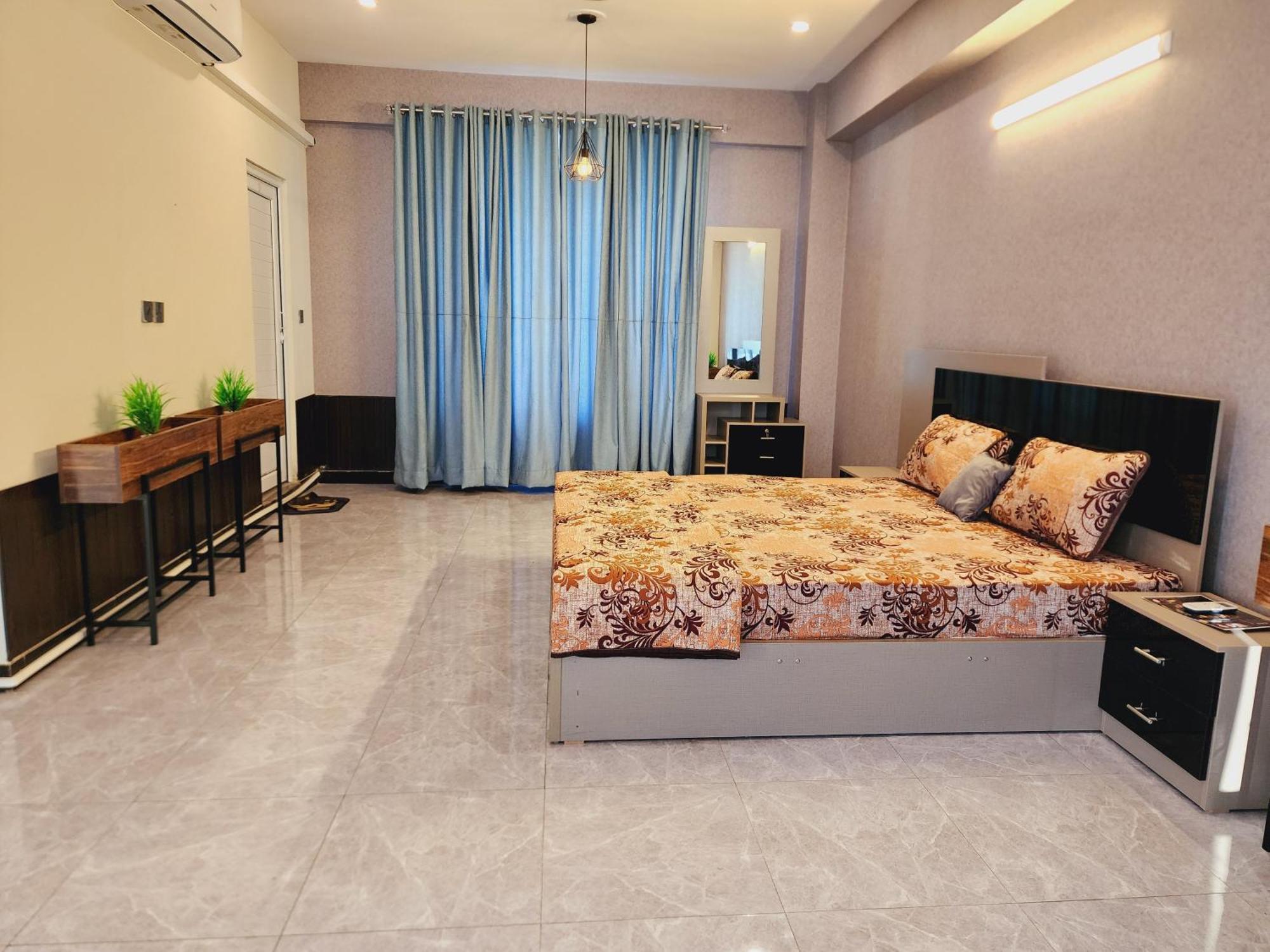 Motorway Majesty Suites Islamabad - Near Islamabad International Airport And Motorway Dış mekan fotoğraf