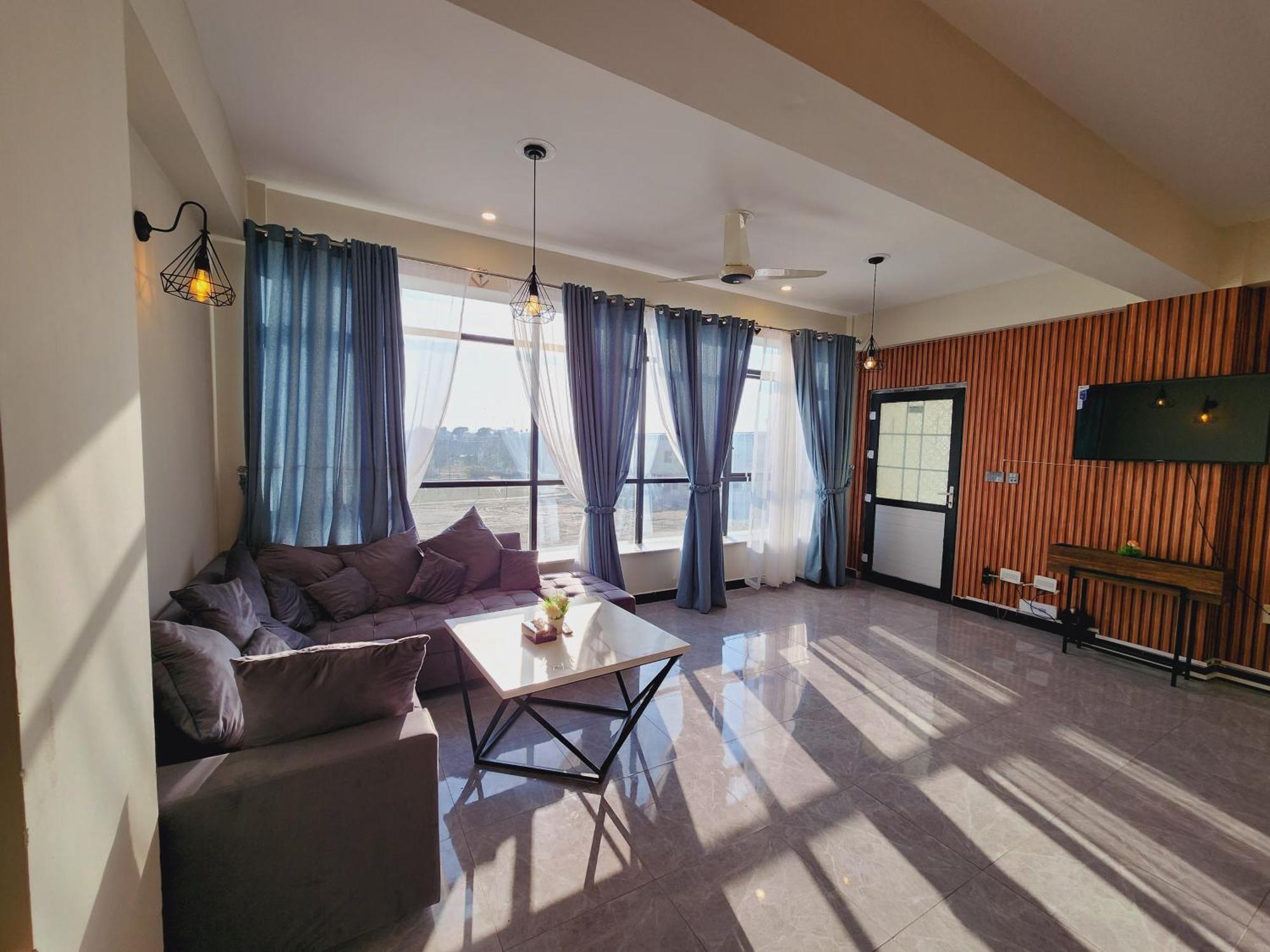 Motorway Majesty Suites Islamabad - Near Islamabad International Airport And Motorway Oda fotoğraf