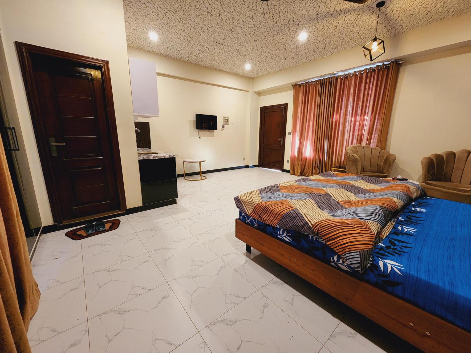 Motorway Majesty Suites Islamabad - Near Islamabad International Airport And Motorway Oda fotoğraf