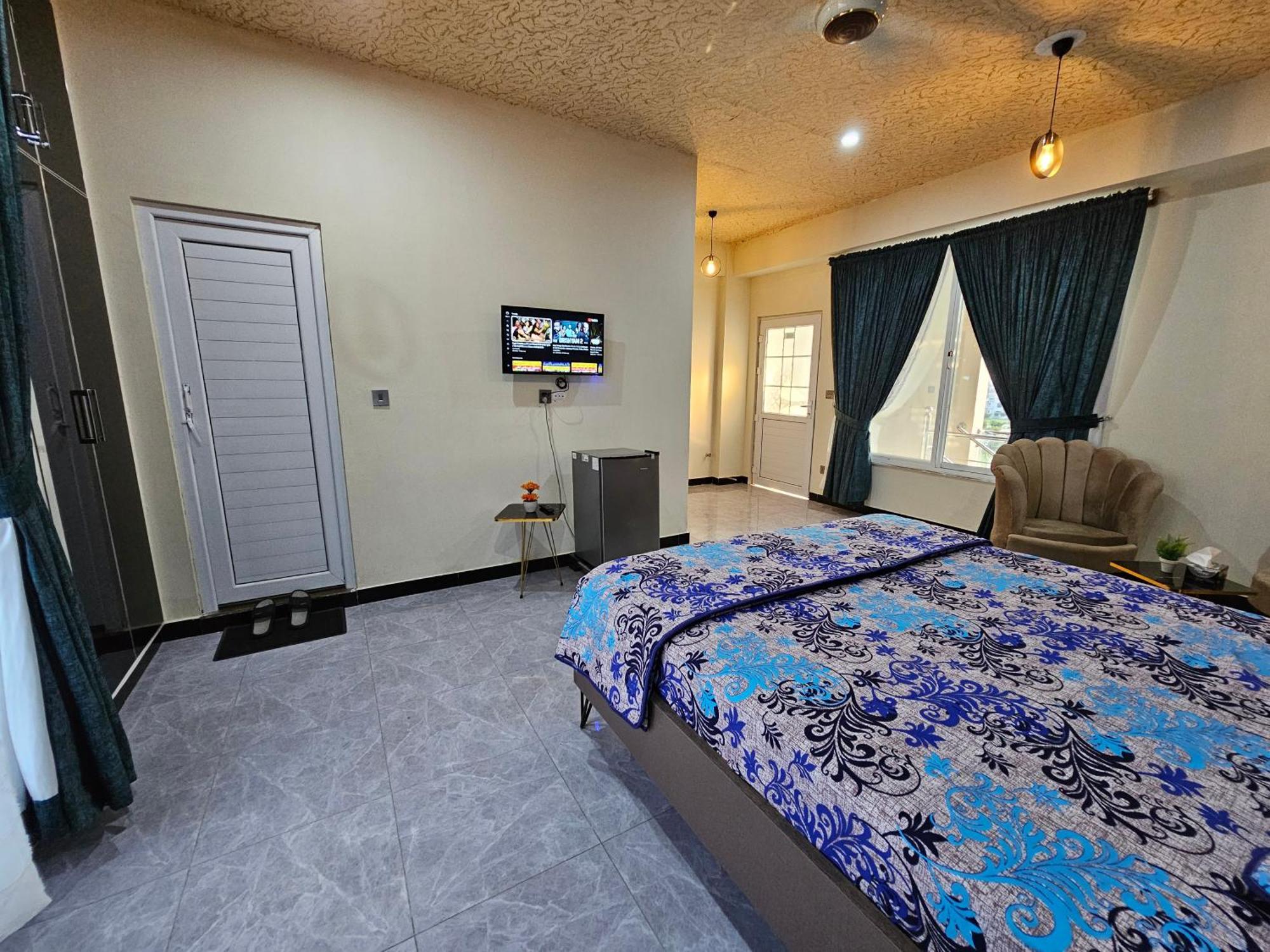 Motorway Majesty Suites Islamabad - Near Islamabad International Airport And Motorway Oda fotoğraf