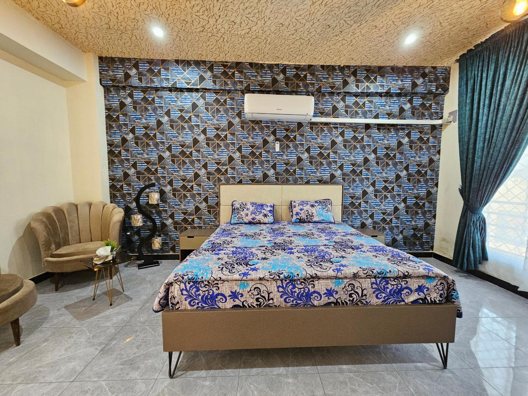 Motorway Majesty Suites Islamabad - Near Islamabad International Airport And Motorway Dış mekan fotoğraf